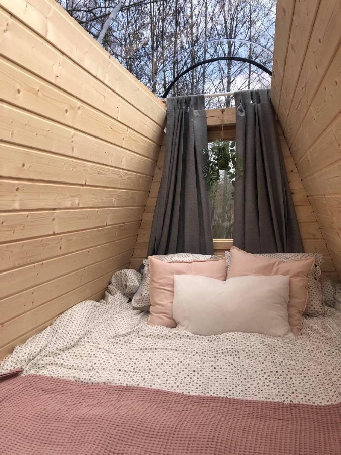 Niiralan Tila : Starlite Cabin Laitila Exterior foto